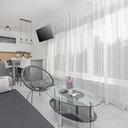 Apartman Luma Apartament *